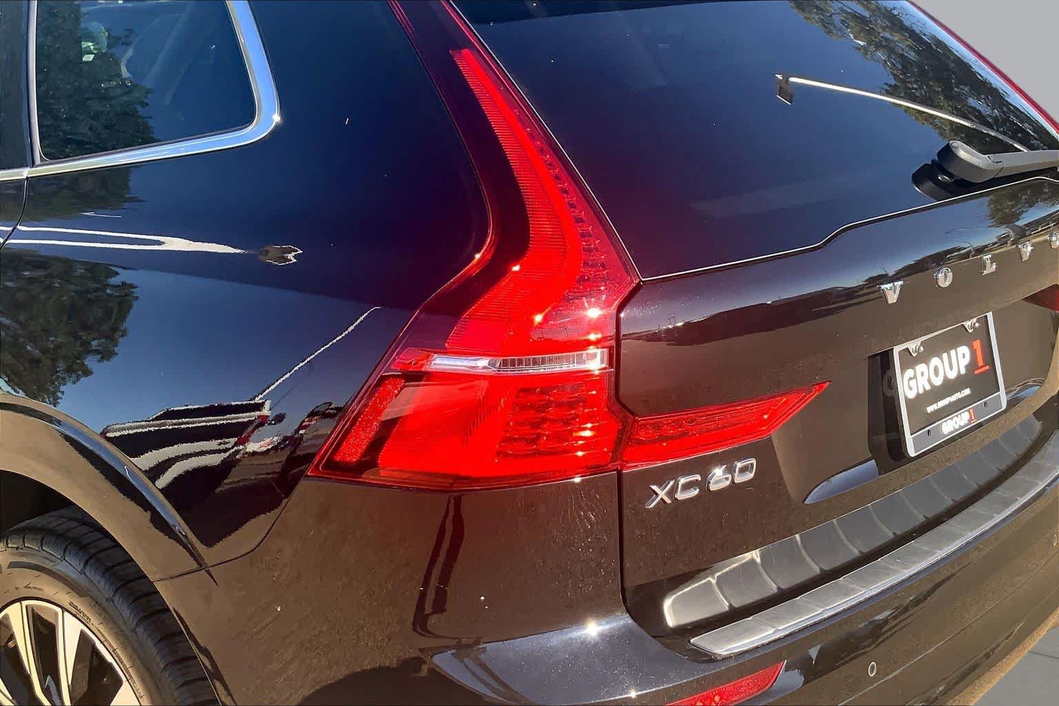 Used 2023 Volvo XC60 B5 Core w/ Climate Package FWD image 29
