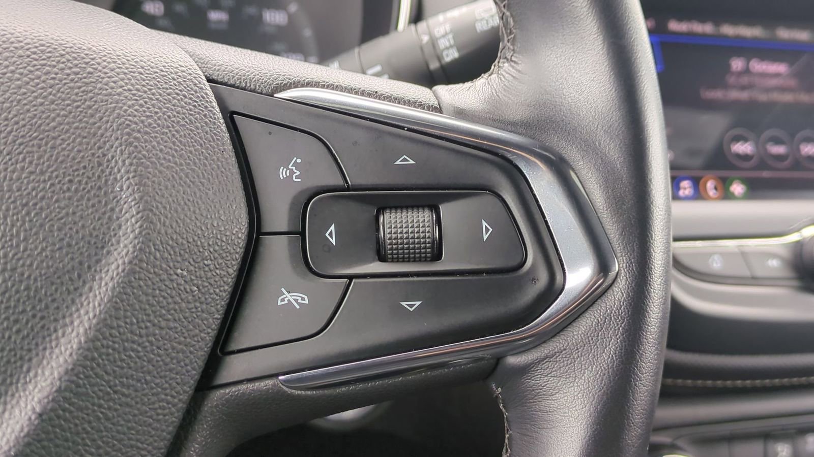 Used 2023 Chevrolet TrailBlazer ACTIV image 25