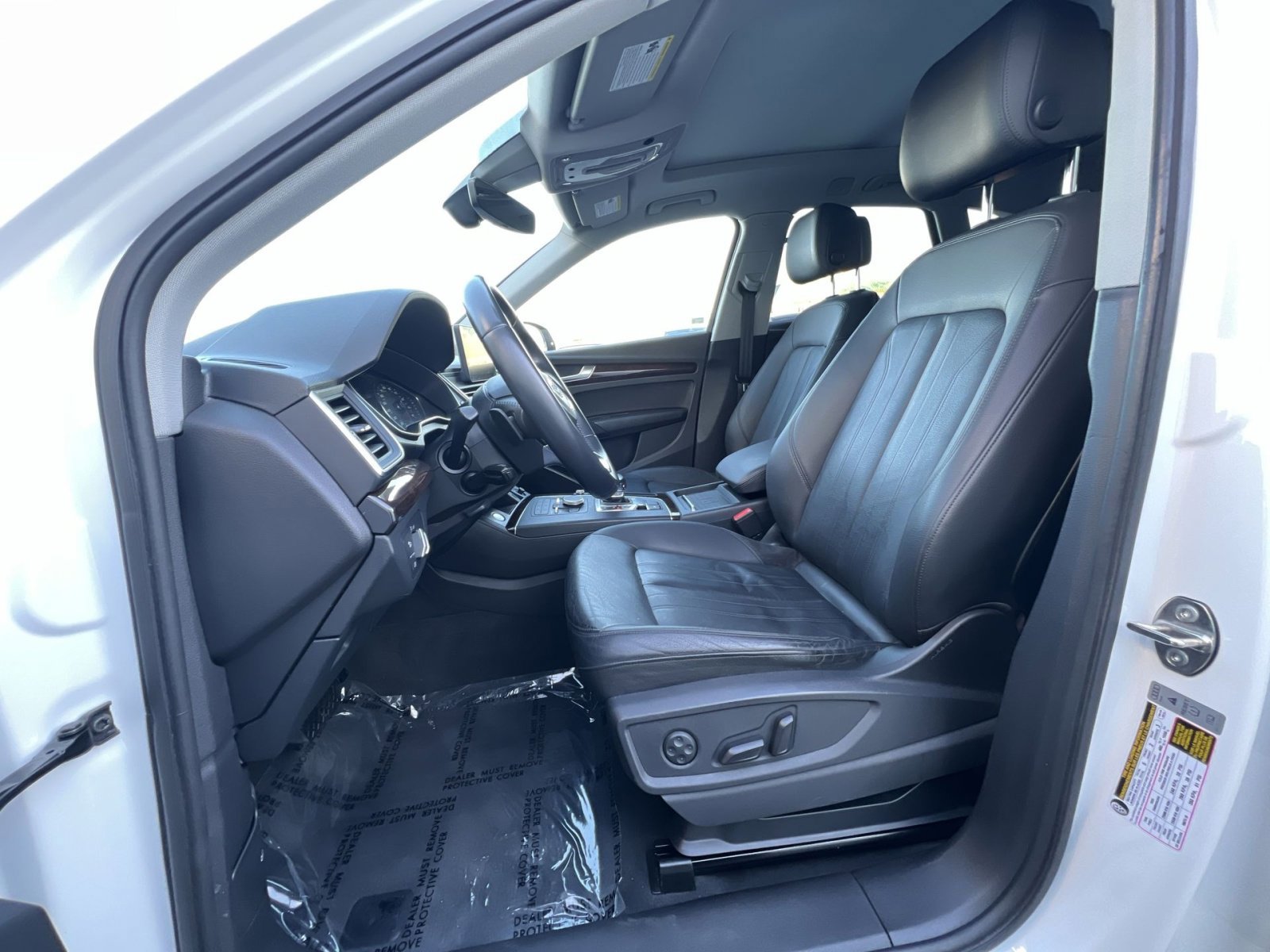 Used 2020 Audi Q5 2.0T Premium w/ Convenience Package image 13