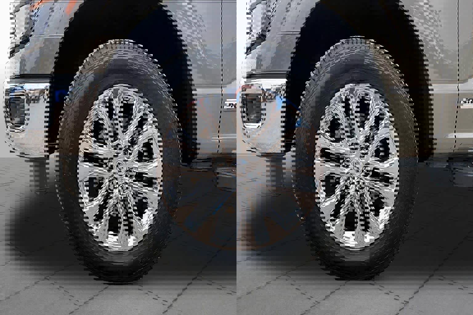 Certified 2025 Ford F150 XLT w/ Equipment Group 303A High image 10