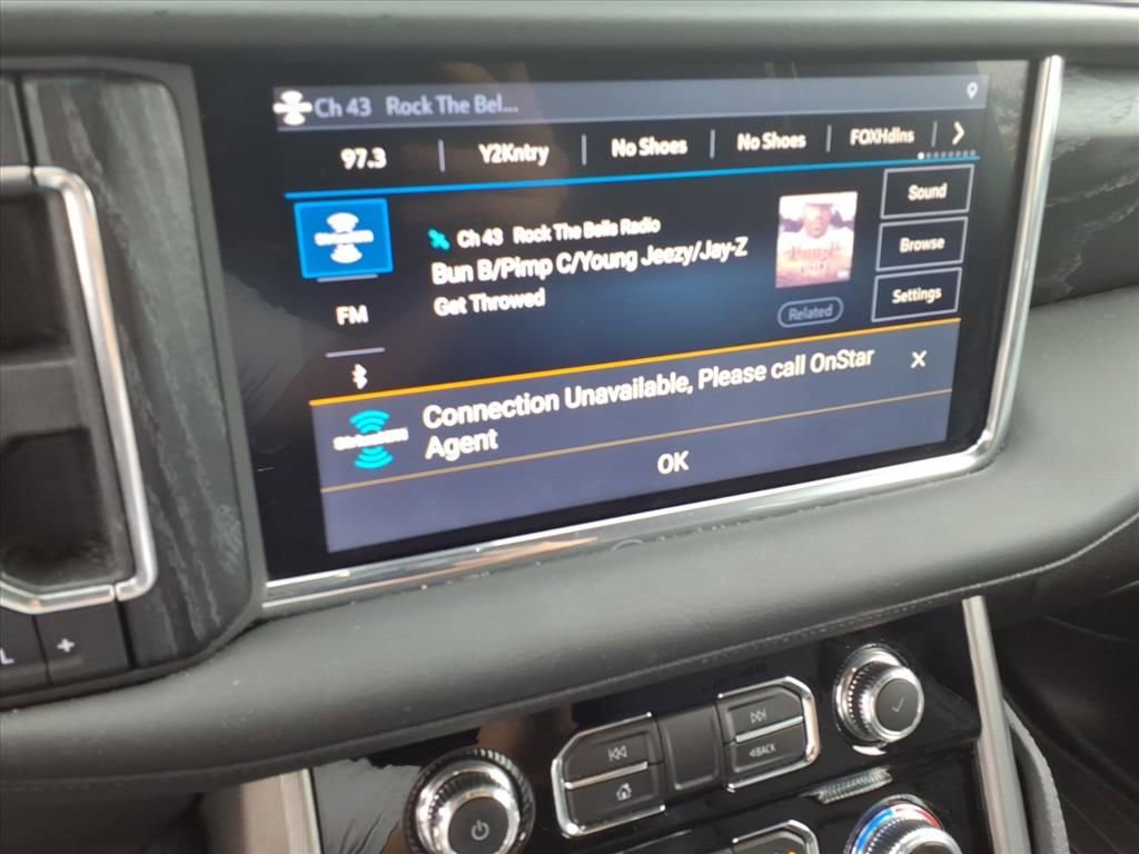 Used 2021 GMC Yukon Denali w/ Denali Premium Package image 35