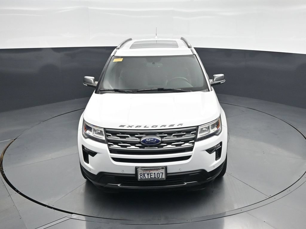 Certified 2019 Ford Explorer XLT w/ Equipment Group 202A FWD image 32