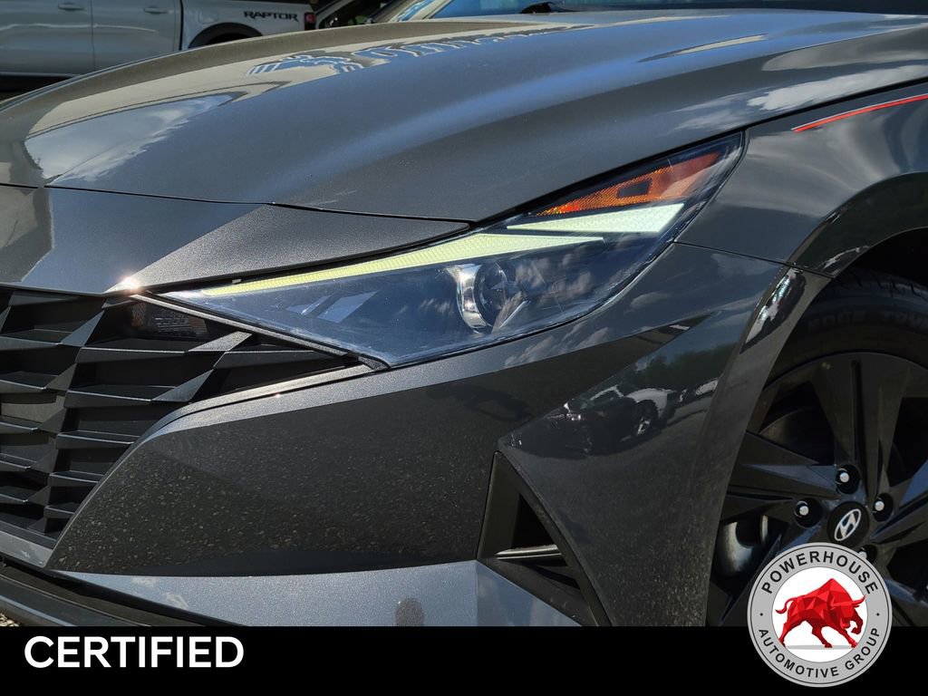 Used 2023 Hyundai Elantra SEL FWD image 11