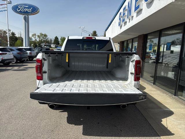 Used 2024 RAM 1500 Laramie AWD/4WD image 6