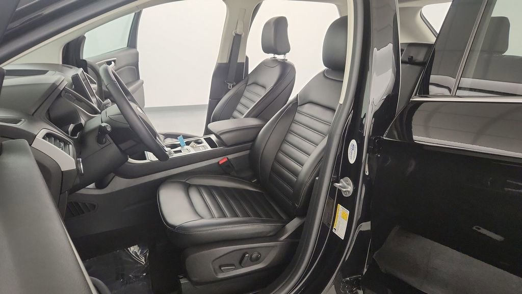 Certified 2022 Ford Edge SEL w/ Convenience Package image 15