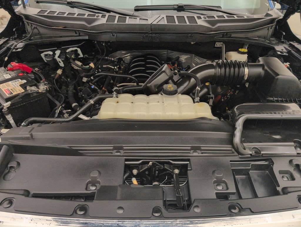 Certified 2024 Ford F150 Lariat AWD/4WD image 39
