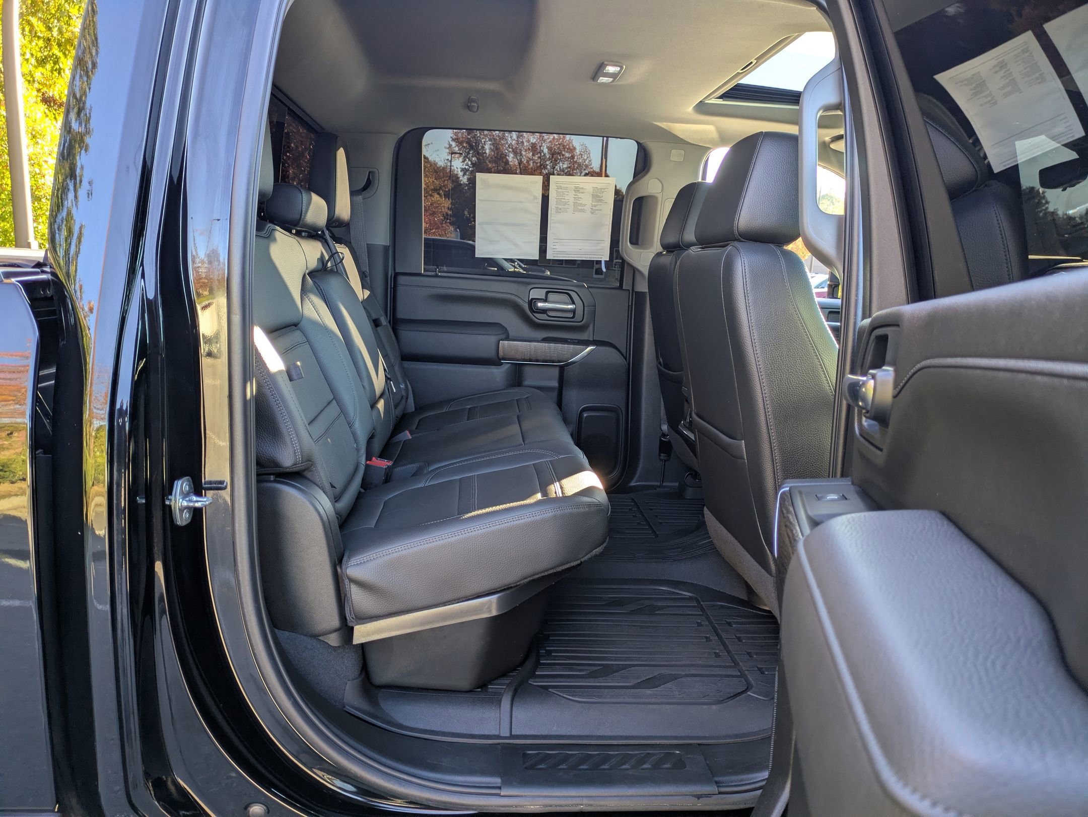 Used 2022 GMC Sierra 3500 Denali w/ Denali Ultimate Package image 38