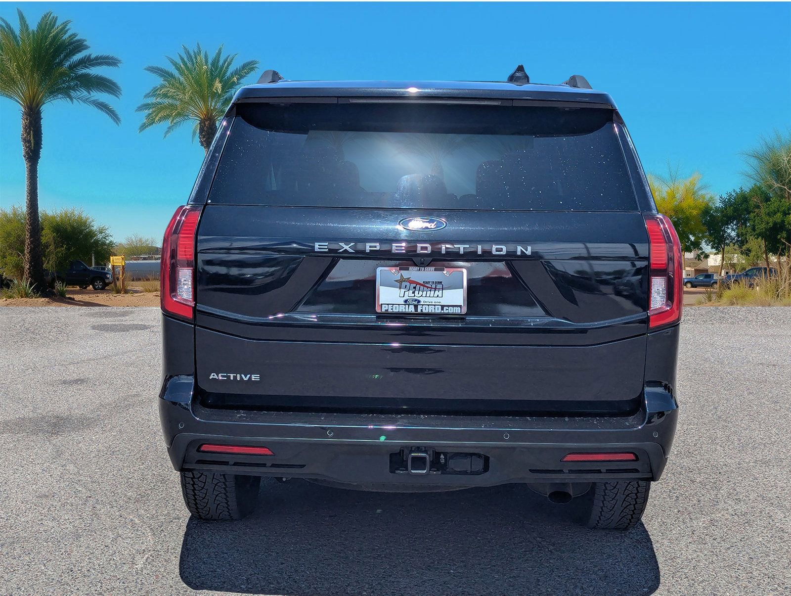 Certified 2025 Ford Expedition Active AWD/4WD image 4