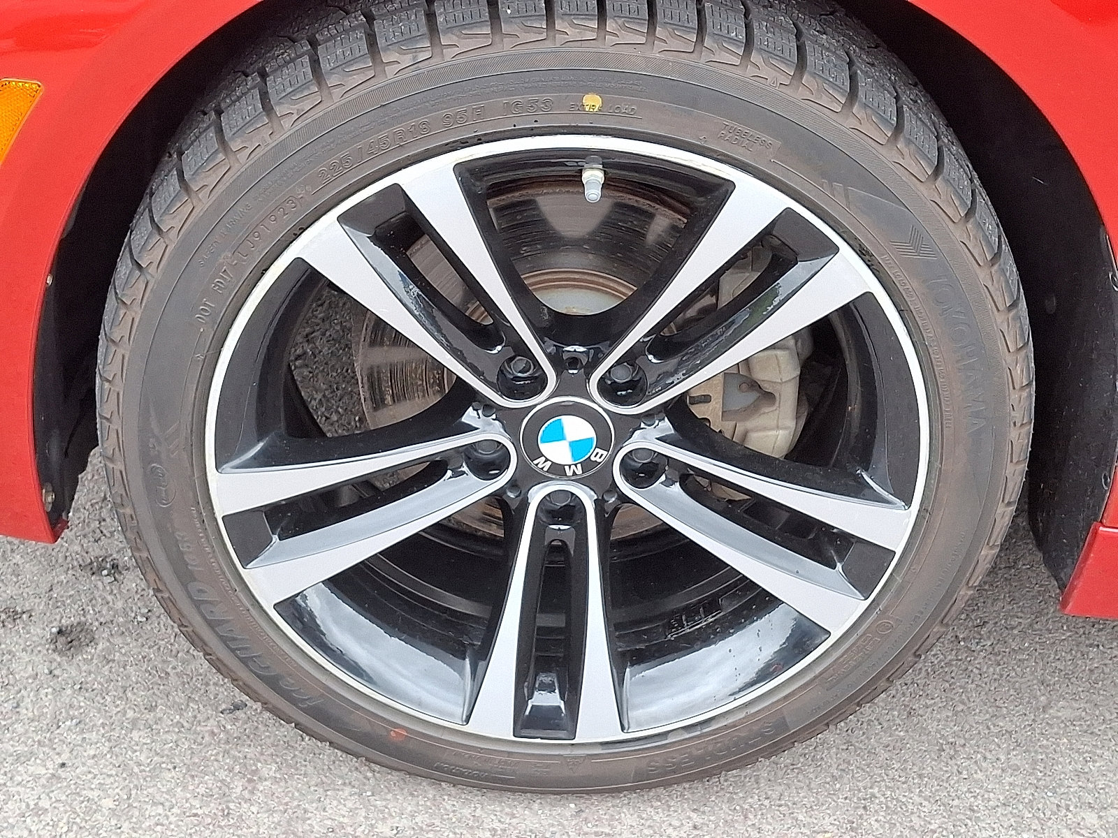 Used 2018 BMW 330i xDrive Wagon w/ Premium Package image 28