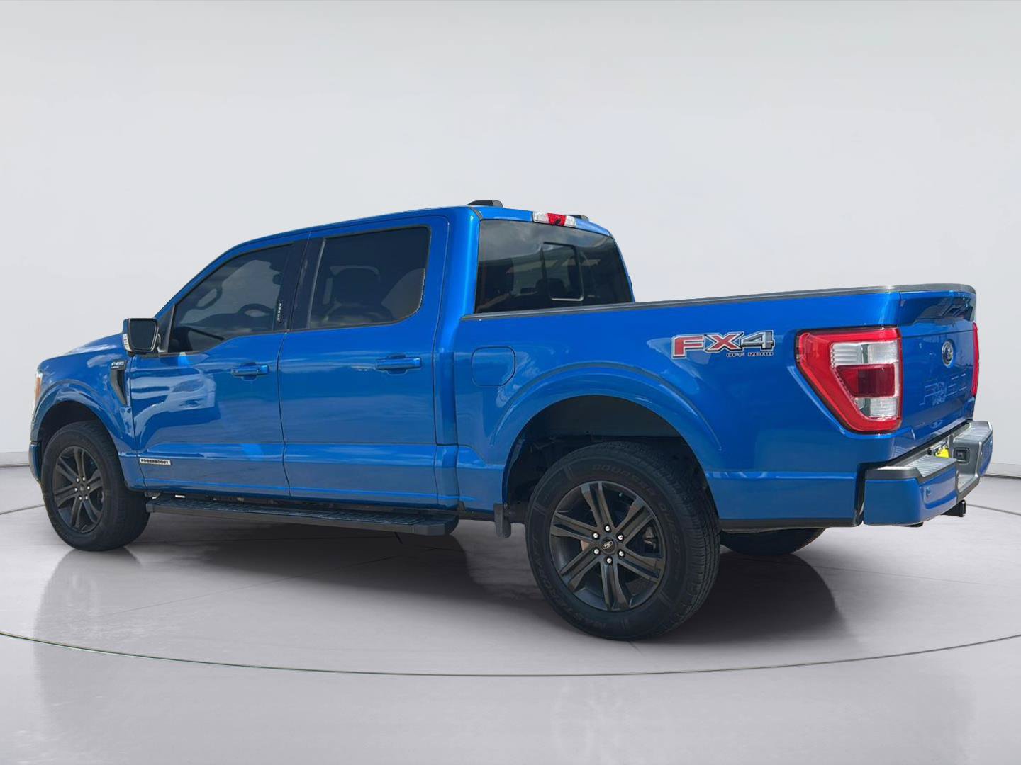Certified 2021 Ford F150 Lariat w/ Max Trailer Tow Package AWD/4WD image 6
