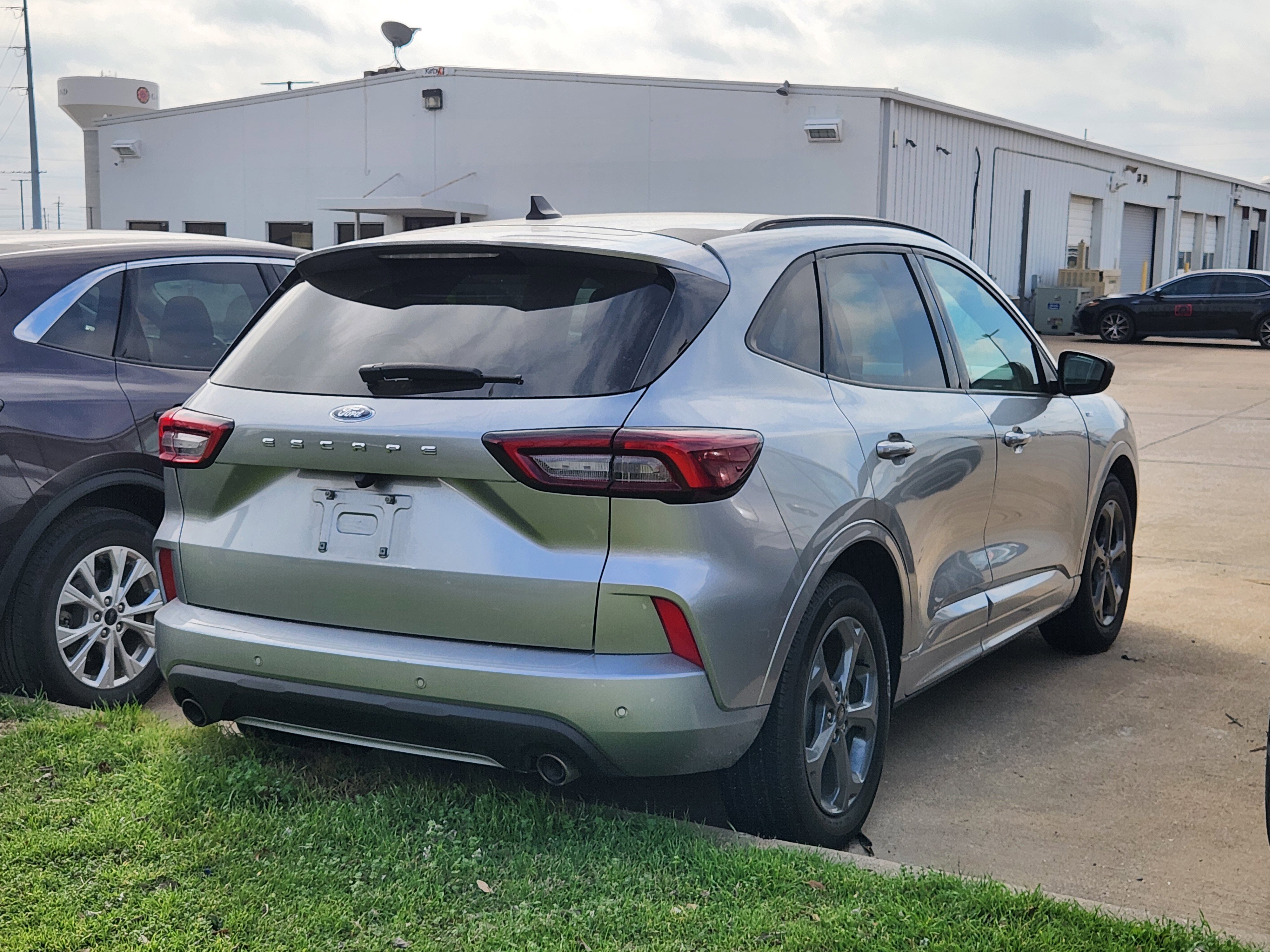 Certified 2024 Ford Escape ST-Line w/ Tech Pack #1 image 3