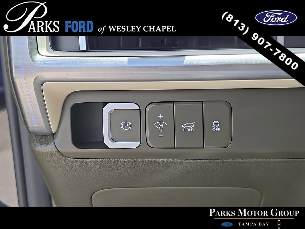 Used 2025 Hyundai Santa Fe Calligraphy AWD/4WD image 29