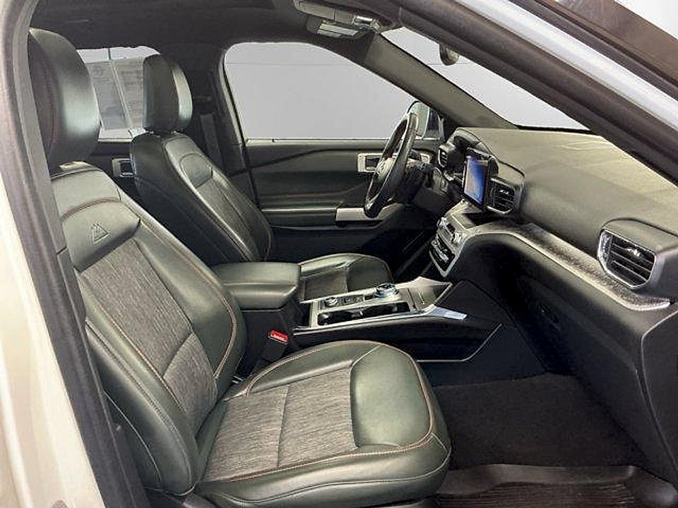 Certified 2023 Ford Explorer Timberline w/ Timberline Technology Package AWD/4WD image 15