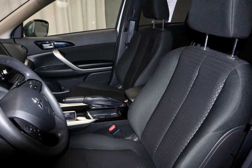 Used 2024 Mitsubishi Eclipse Cross Black Edition image 26