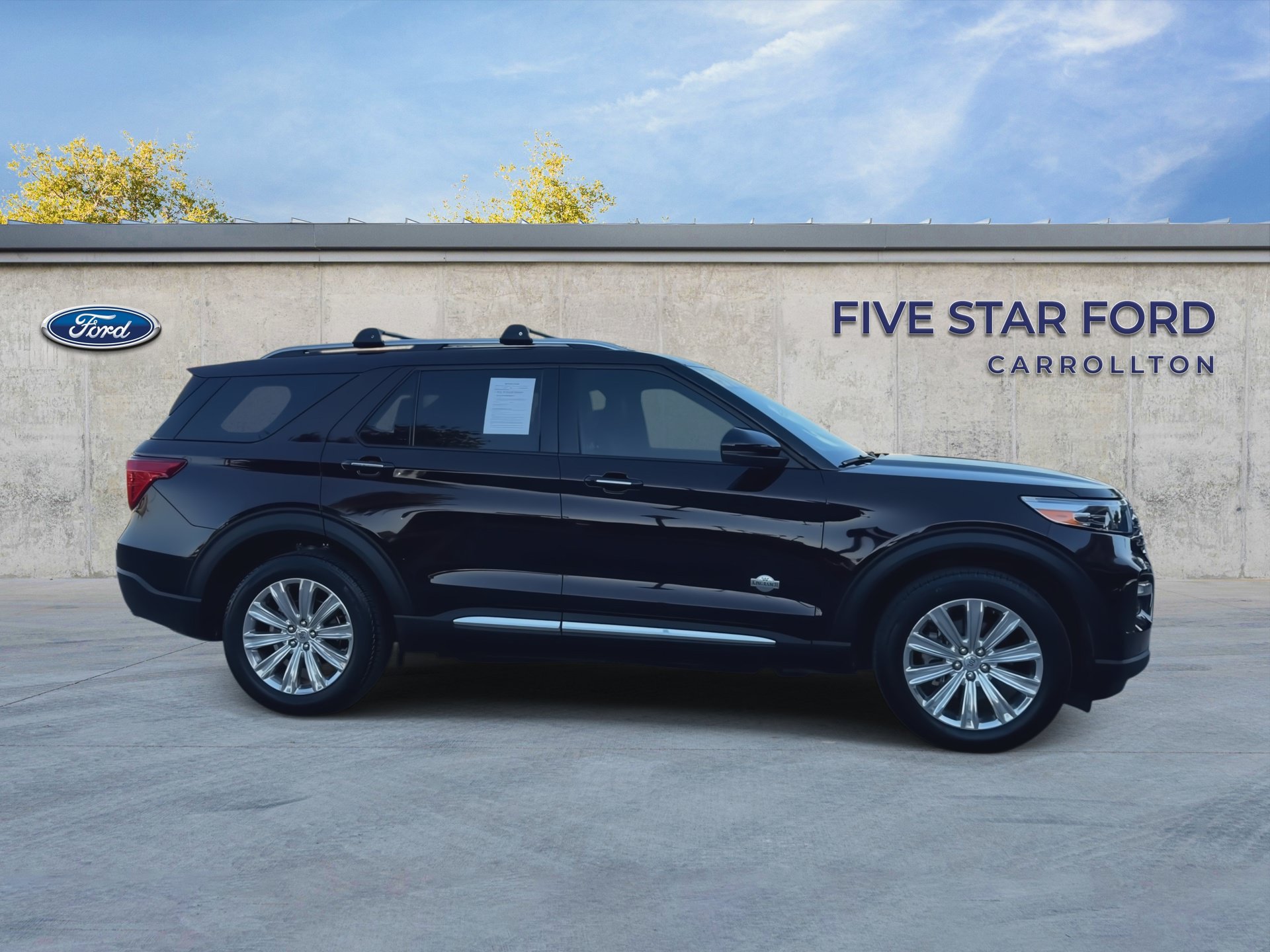 Certified 2023 Ford Explorer King Ranch w/ Technology Package AWD/4WD image 9