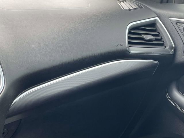 Certified 2020 Ford Edge Titanium FWD image 33