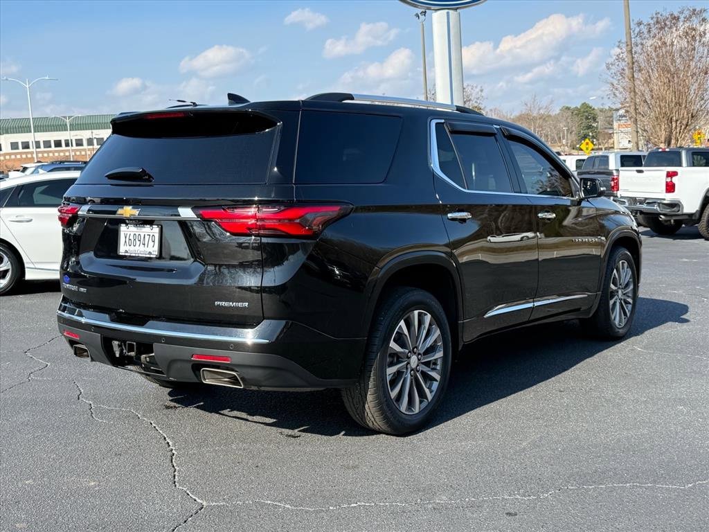 Used 2023 Chevrolet Traverse Premier image 4