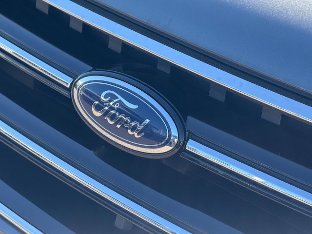 Certified 2017 Ford Escape SE w/ Equipment Group 201A AWD/4WD image 24