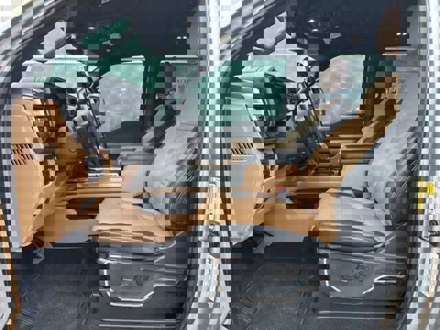 Certified 2023 Ford F350 Lariat w/ FX4 Off-Road Package image 9