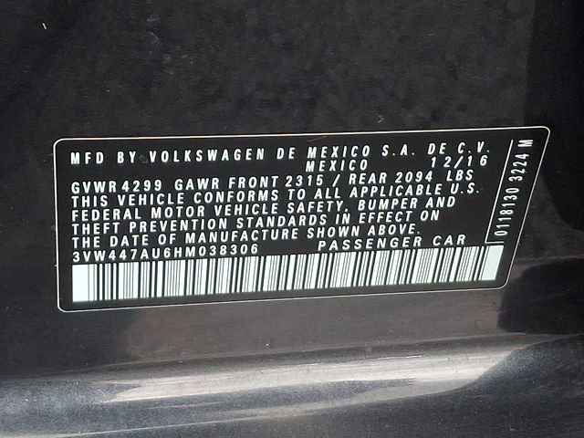 Used 2017 Volkswagen GTI SE image 26