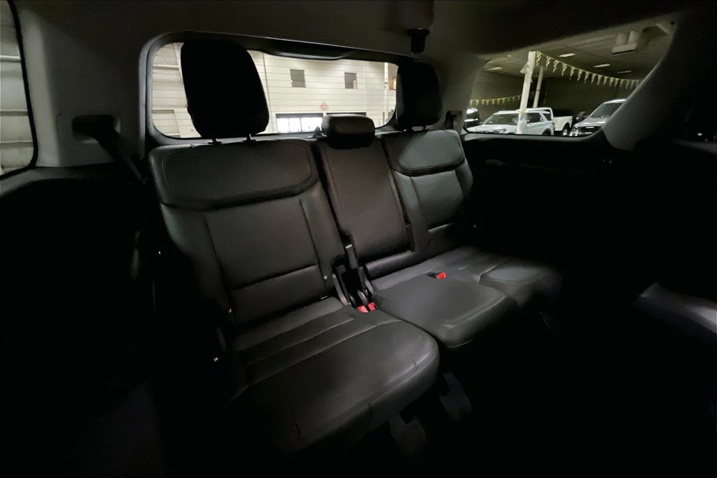 Certified 2025 Ford Expedition Active AWD/4WD image 27