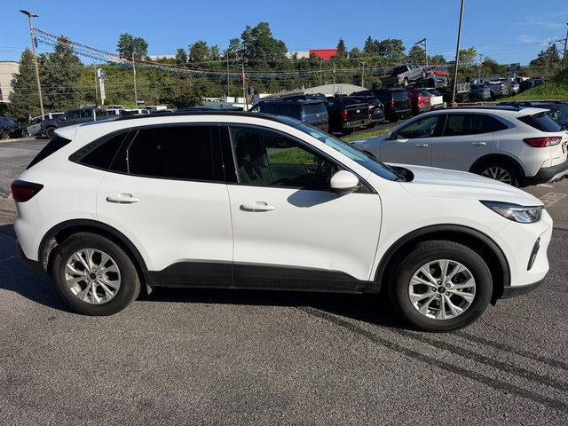 Certified 2024 Ford Escape Active w/ Tech Pack #2 AWD/4WD image 9