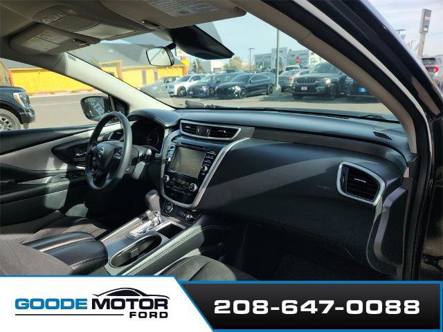Used 2022 Nissan Murano S image 22