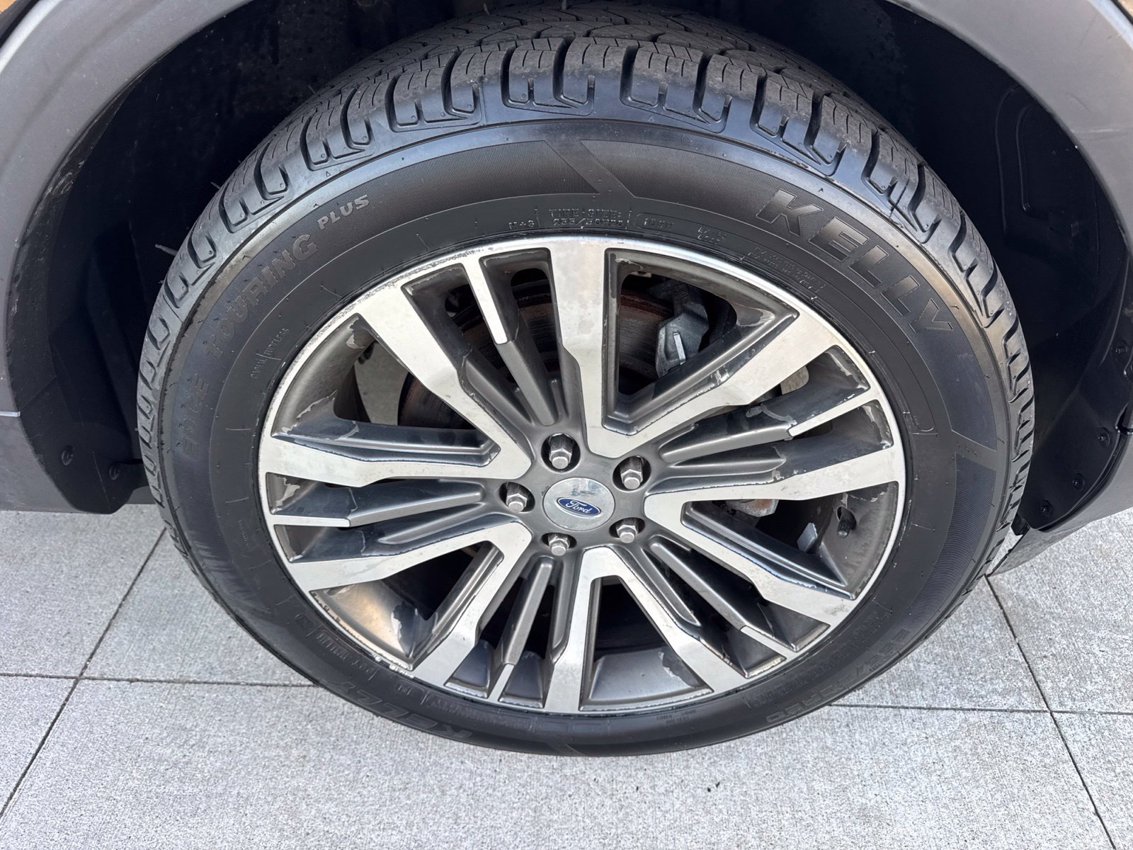 Certified 2018 Ford Explorer Platinum AWD/4WD image 21