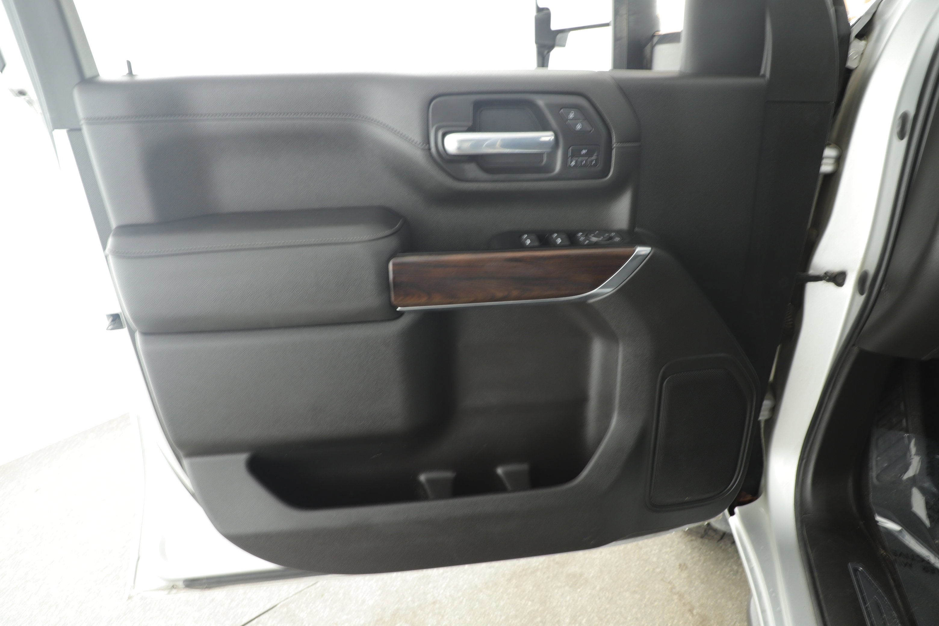 Used 2022 GMC Sierra 2500 SLT image 9