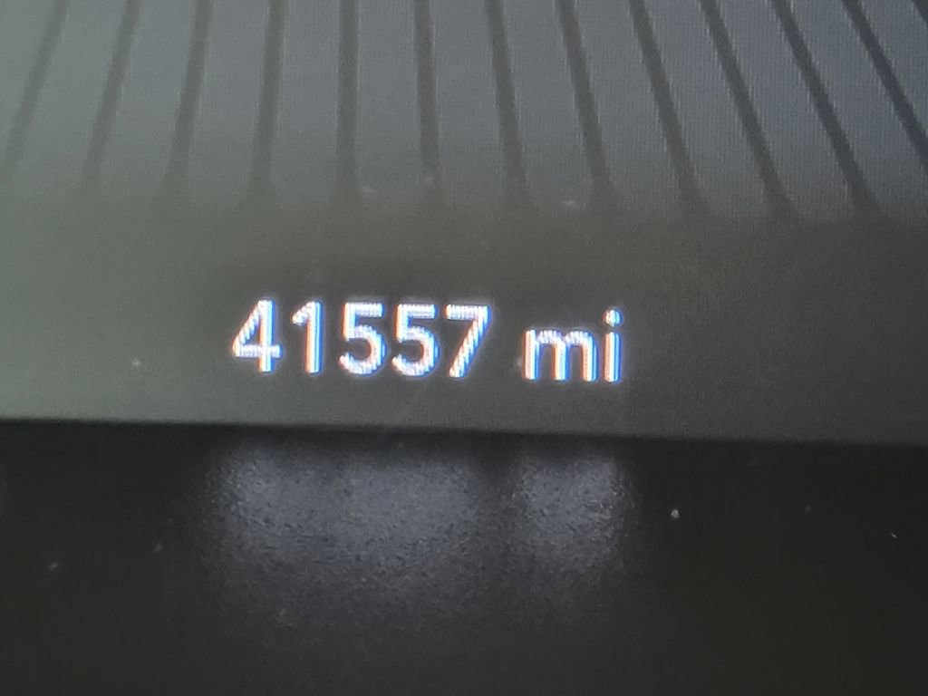 Used 2022 Dodge Challenger SXT w/ Plus Package image 29