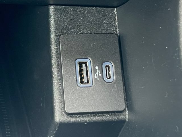 Certified 2023 Ford Edge SEL w/ Convenience Package AWD/4WD image 28
