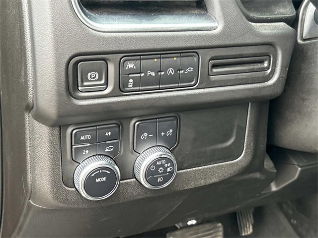 Used 2021 GMC Yukon XL SLT image 37