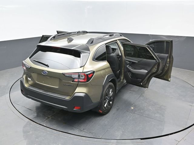 Used 2025 Subaru Outback Onyx Edition AWD/4WD image 24