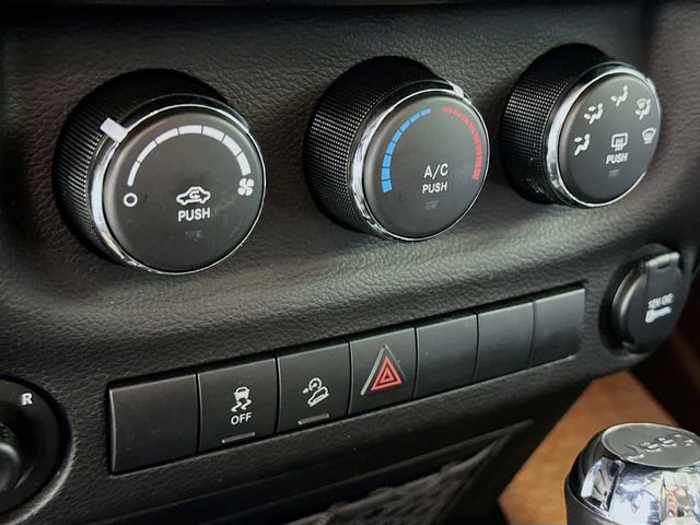 Used 2018 Jeep Wrangler Sport image 13