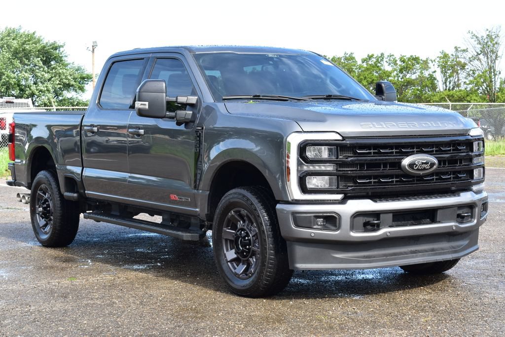 Certified 2024 Ford F250 Lariat w/ Lariat Ultimate Package AWD/4WD image 3