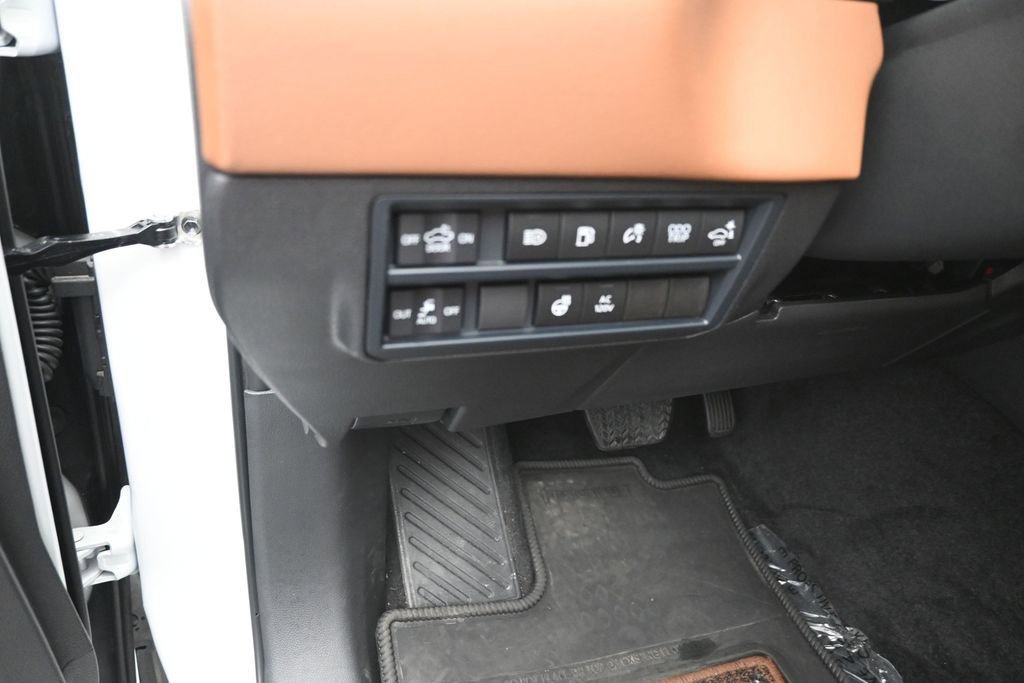 Used 2025 Toyota Tundra 1794 Edition AWD/4WD image 13