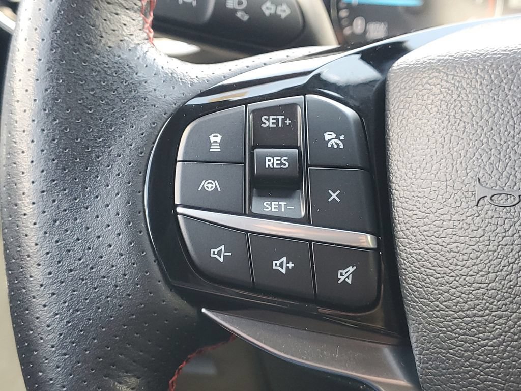 Certified 2023 Ford Explorer ST-Line AWD/4WD image 25