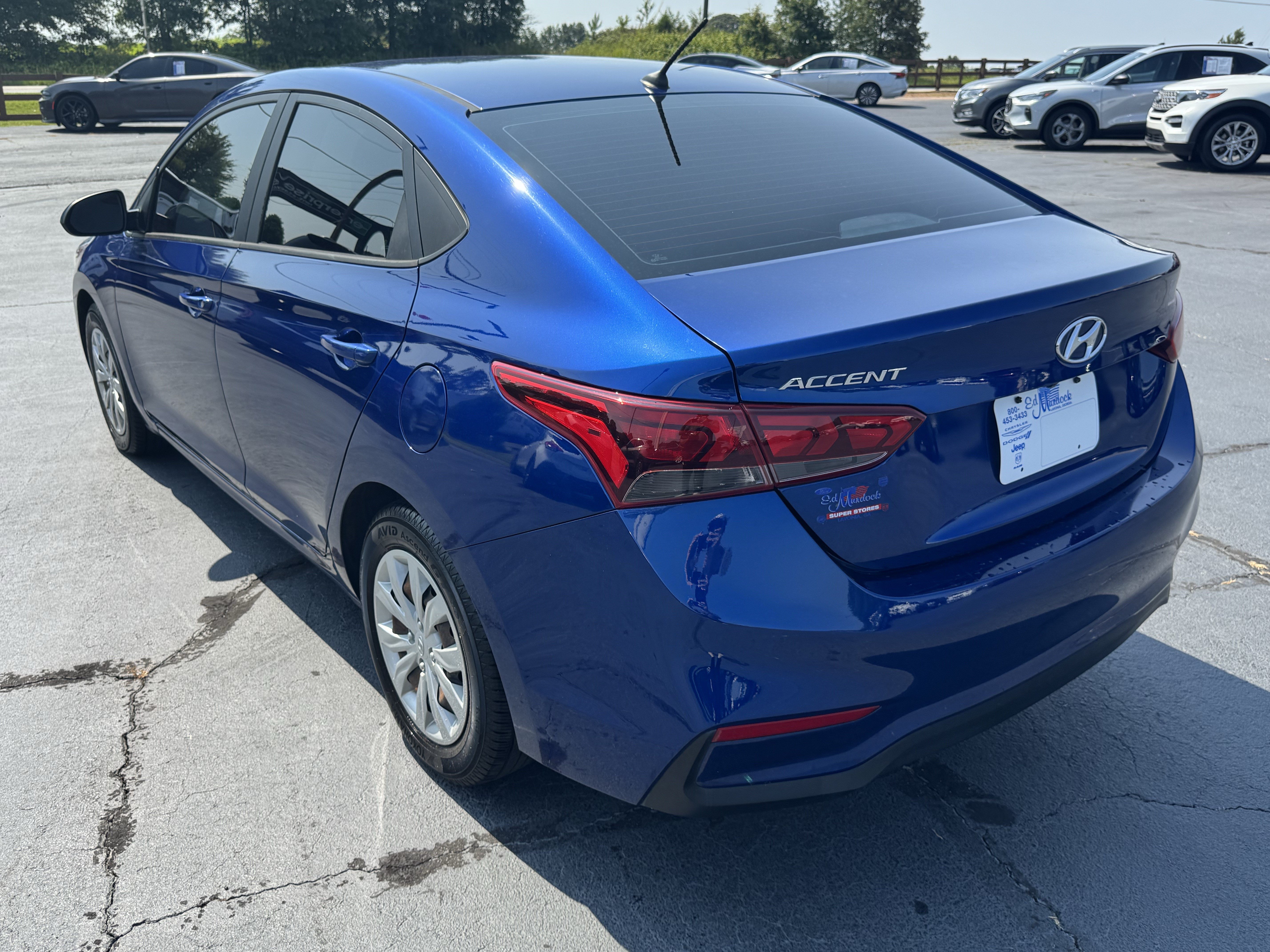 Used 2022 Hyundai Accent SE w/ Cargo Package FWD image 7