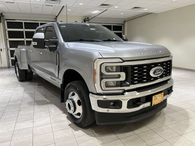 Certified 2023 Ford F350 Lariat w/ Lariat Ultimate Package AWD/4WD image 7