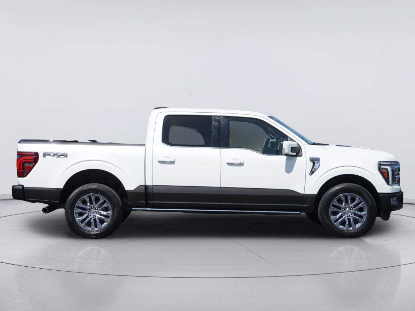 Certified 2024 Ford F150 King Ranch w/ FX4 Off-Road Package AWD/4WD image 5