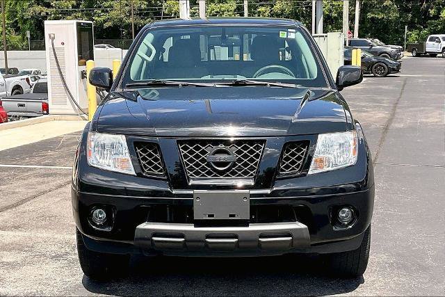 Used 2021 Nissan Frontier SV w/ Midnight Edition Floor Mats AWD/4WD image 3