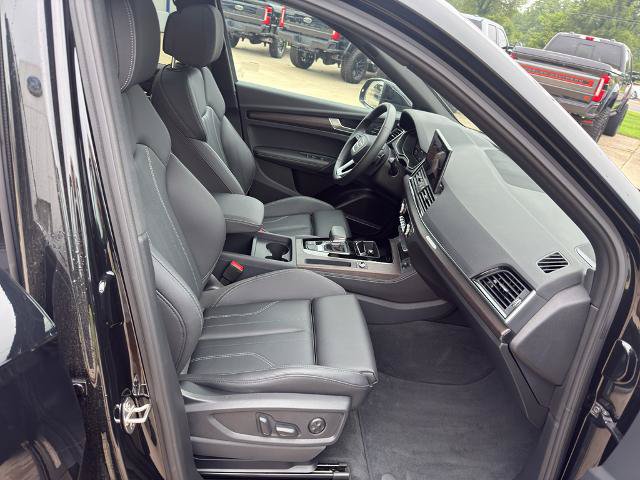 Used 2025 Audi Q5 2.0T Premium Plus w/ Premium Plus Package AWD/4WD image 18