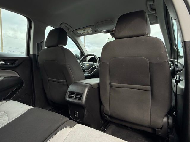Used 2020 Chevrolet Equinox LS image 34