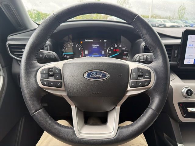 Certified 2023 Ford Explorer XLT w/ Equipment Group 202A image 46