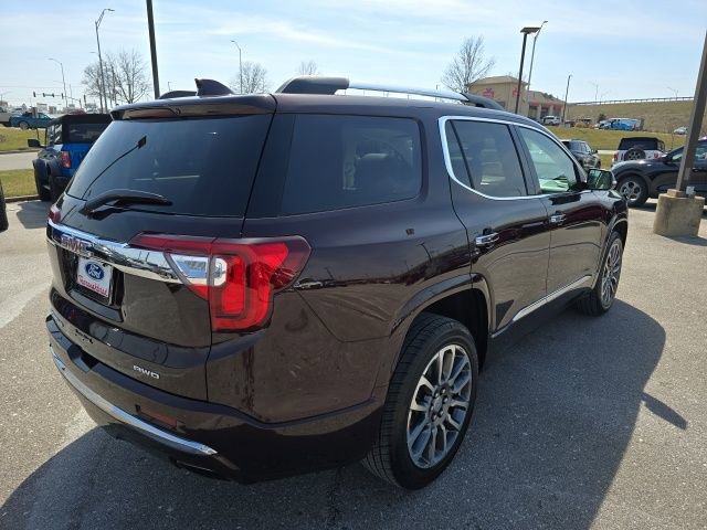 Used 2021 GMC Acadia Denali w/ Denali Ultimate Package image 4