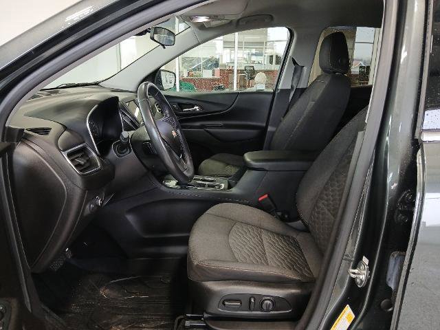 Used 2019 Chevrolet Equinox LT w/ Driver Convenience Package image 11