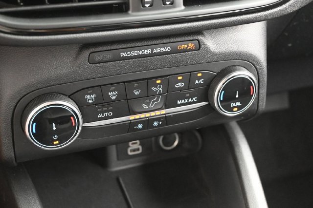 Certified 2025 Ford Escape ST-Line FWD image 25
