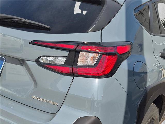 Used 2024 Subaru Crosstrek 2.0i AWD/4WD image 4
