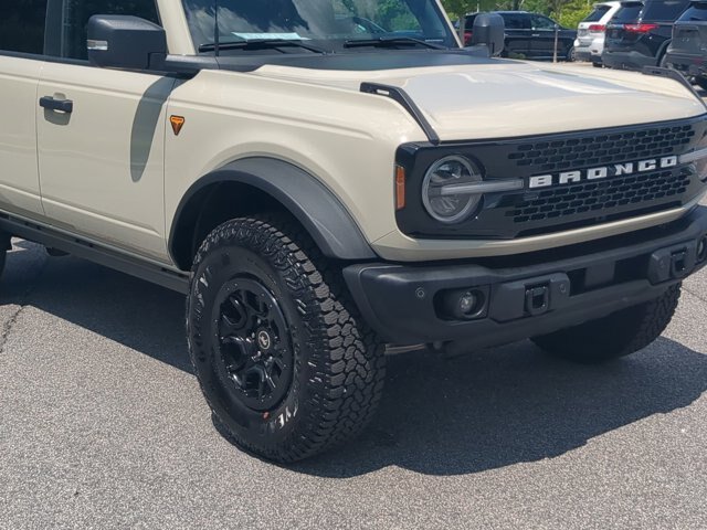 Certified 2025 Ford Bronco Badlands AWD/4WD image 10