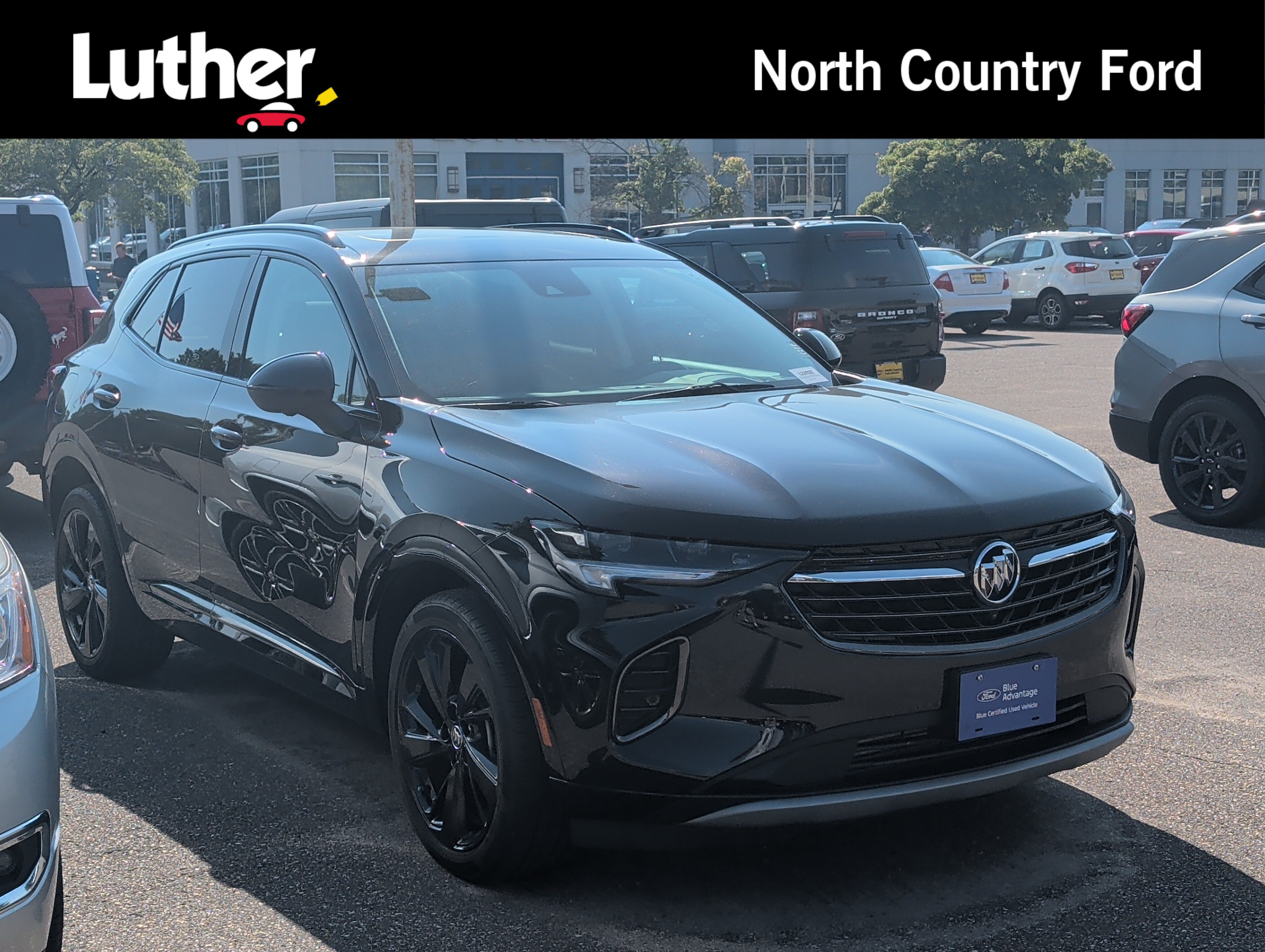 Used 2022 Buick Envision Essence w/ Technology Package II AWD/4WD image 1